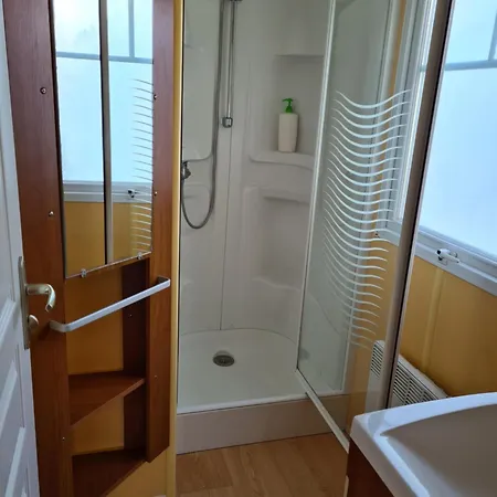 Mobil 4p Proche Du Futuroscope * Neuville-du-Poitou